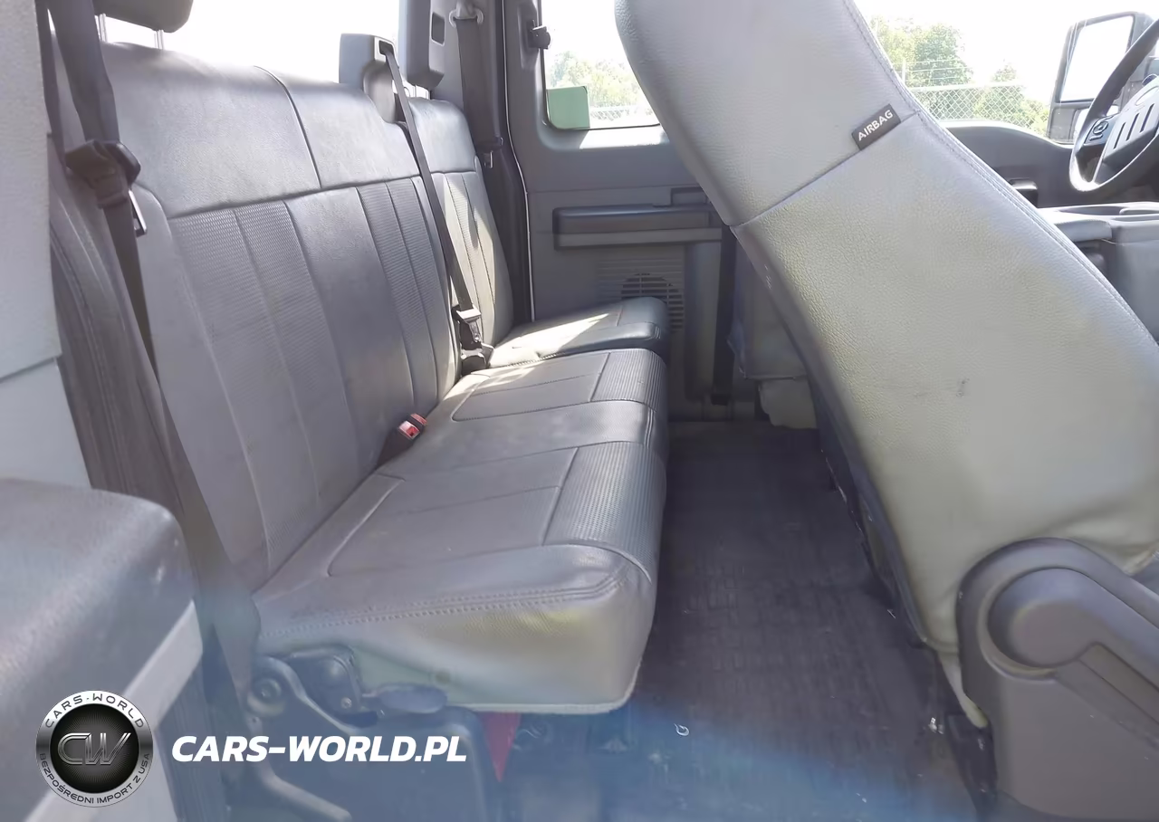 2015 Ford F-550 Chassis VIN:1FD0X5HY2FEB56633 - 8