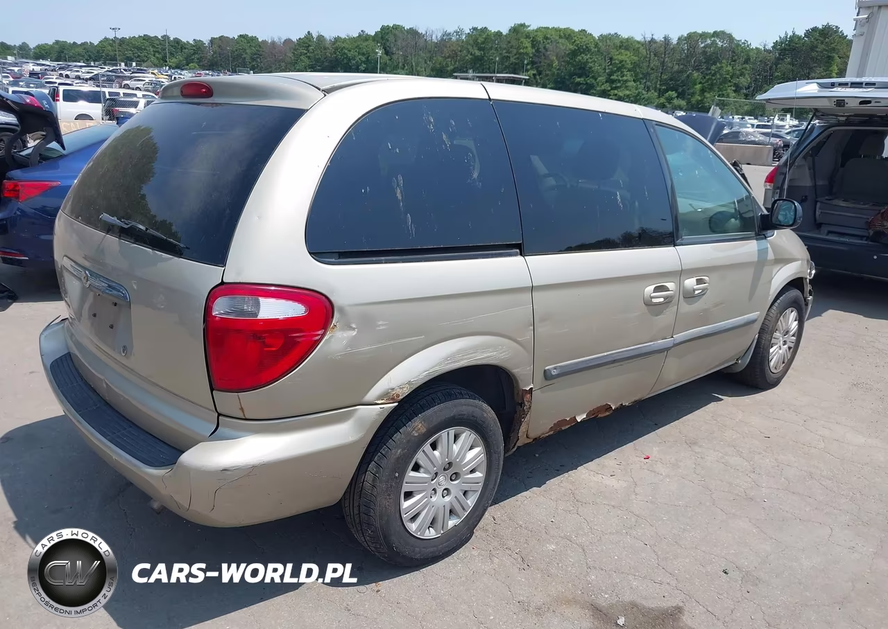 2006 Chrysler Town & Country VIN:1A4GP45R36B747141 - 4