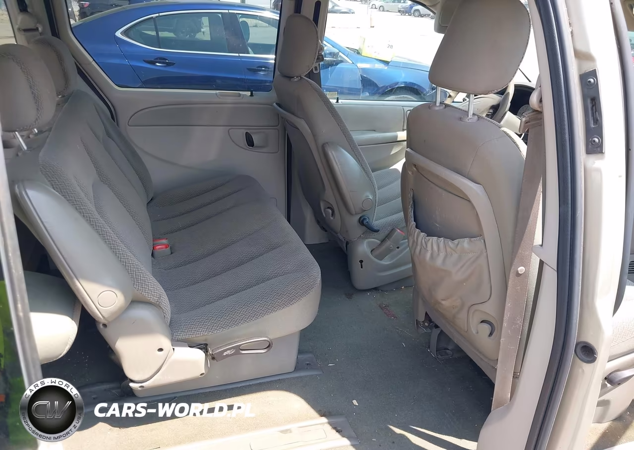 2006 Chrysler Town & Country VIN:1A4GP45R36B747141 - 8