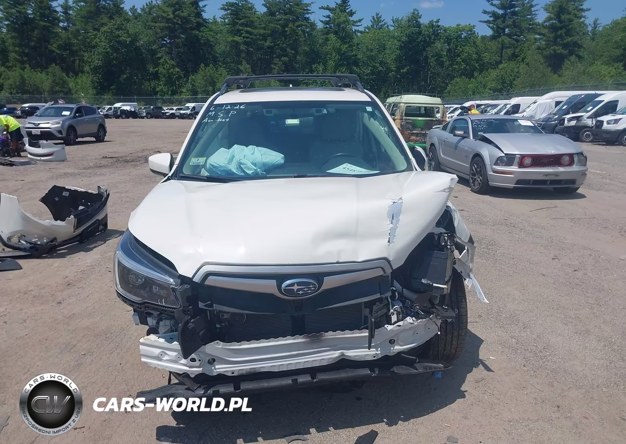 2021 Subaru Forester Premium VIN:JF2SKAFCXMH422067 - 19