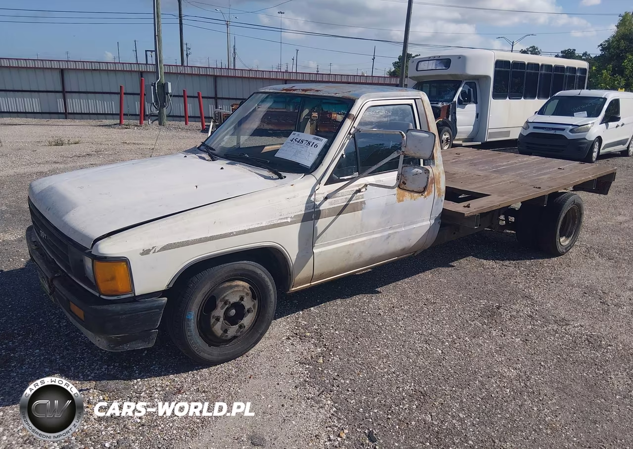 1988 Toyota Pickup Cab Chassis Rn75 Dlx VIN:JT5RN75U2J0022981 - 2