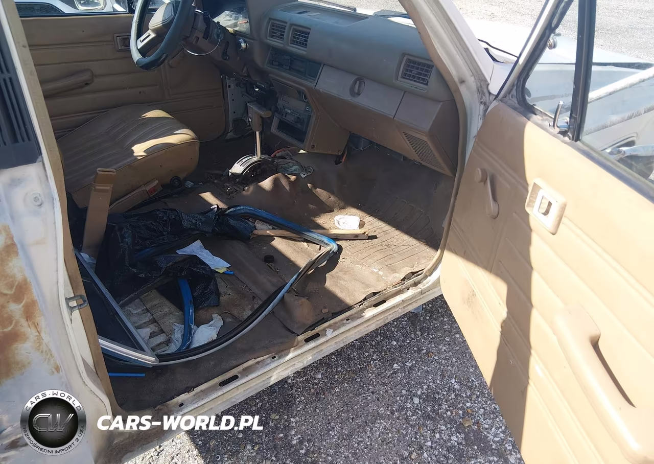 1988 Toyota Pickup Cab Chassis Rn75 Dlx VIN:JT5RN75U2J0022981 - 5