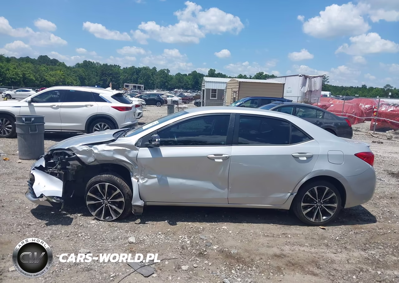 2017 Toyota Corolla Se VIN:2T1BURHEXHC747074 - 13