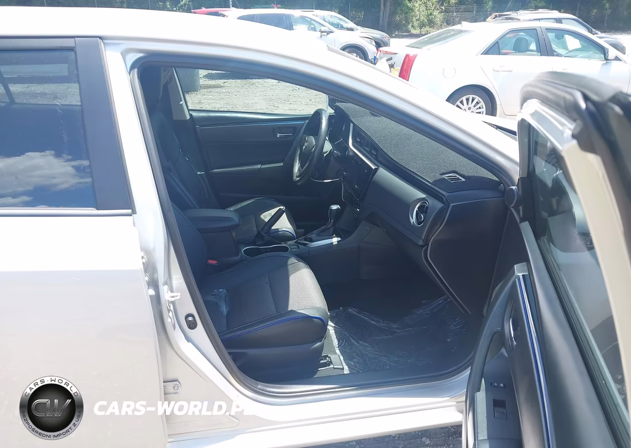 2017 Toyota Corolla Se VIN:2T1BURHEXHC747074 - 5
