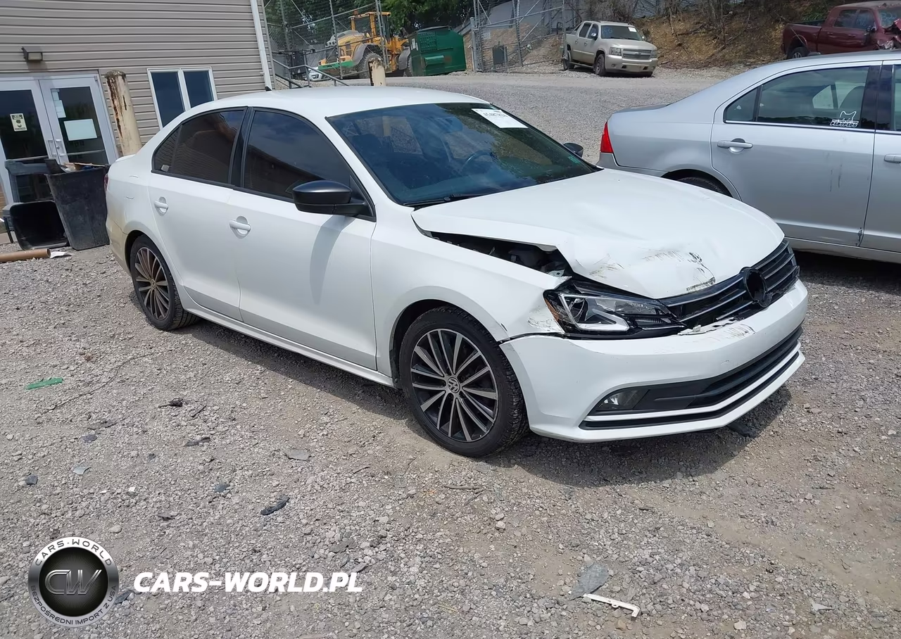 2016 Volkswagen Jetta 1.8T Sport – zdjęcie 1 z 16