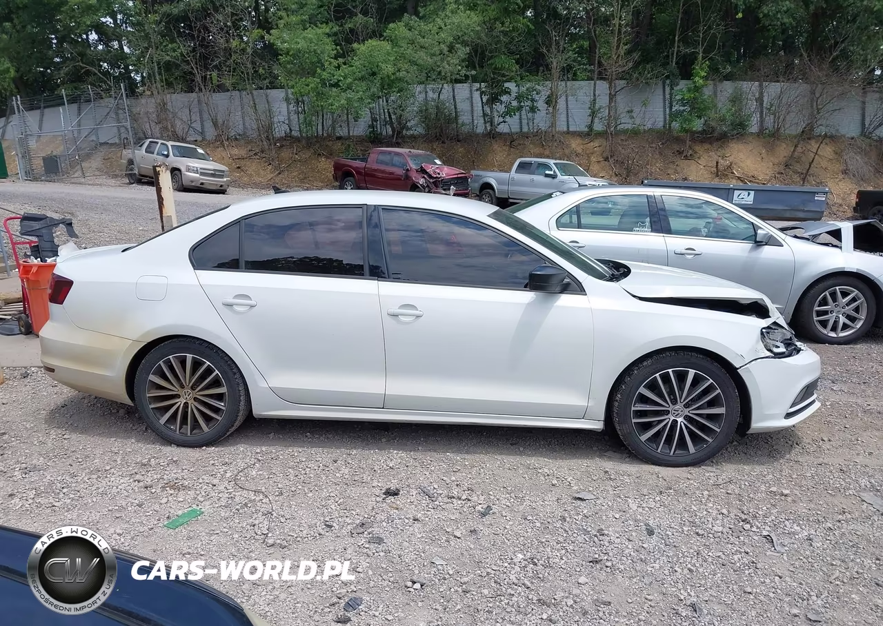 2016 Volkswagen Jetta 1.8T Sport VIN:3VWD17AJ5GM385669 - 13