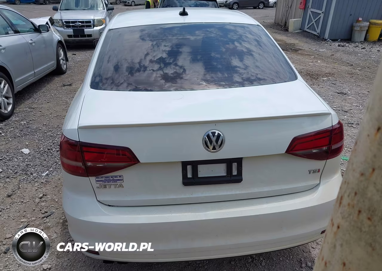 2016 Volkswagen Jetta 1.8T Sport VIN:3VWD17AJ5GM385669 - 16