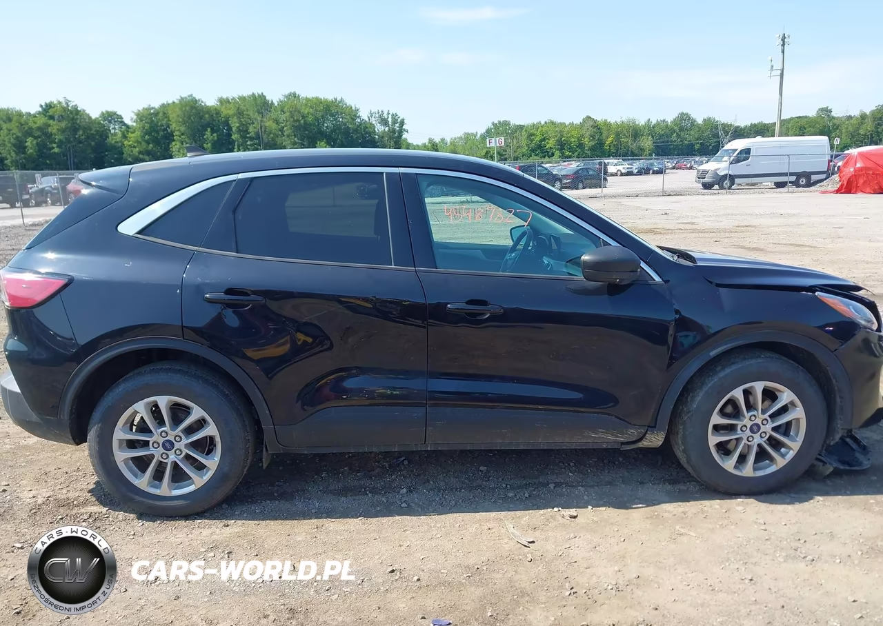 2022 Ford Escape Se VIN:1FMCU0G63NUC01964 - 13