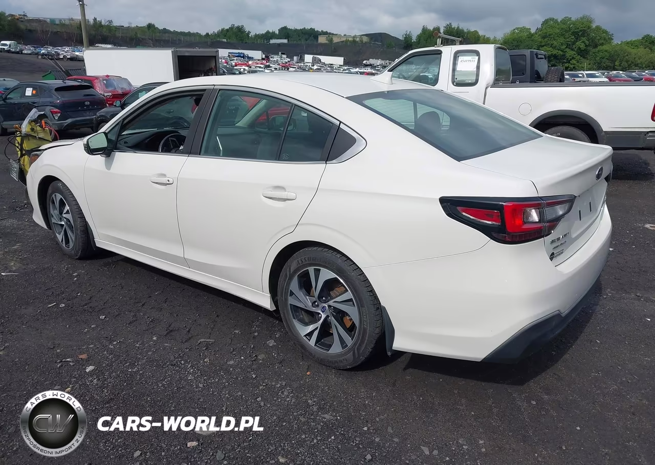 2020 Subaru Legacy Premium VIN:4S3BWAE63L3011913 - 3