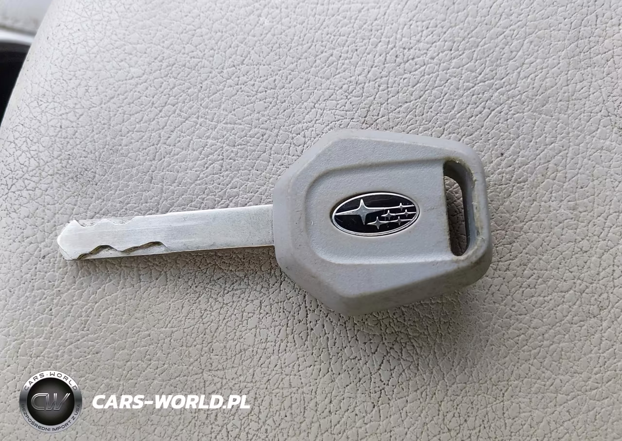 2012 Subaru Outback 3.6R Premium VIN:4S4BRECC4C2229464 - 11