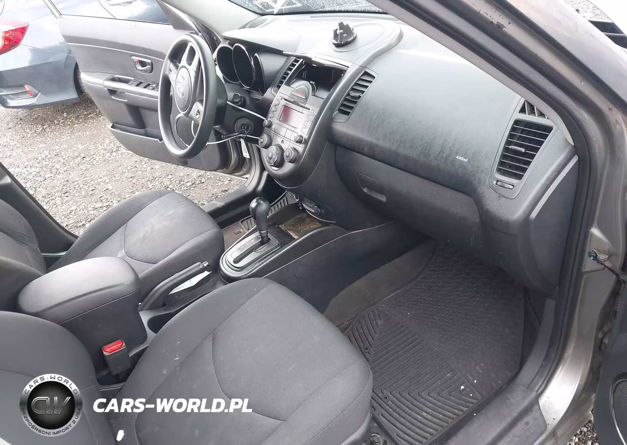 2010 Kia Soul + VIN:KNDJT2A20A7192228 - 5