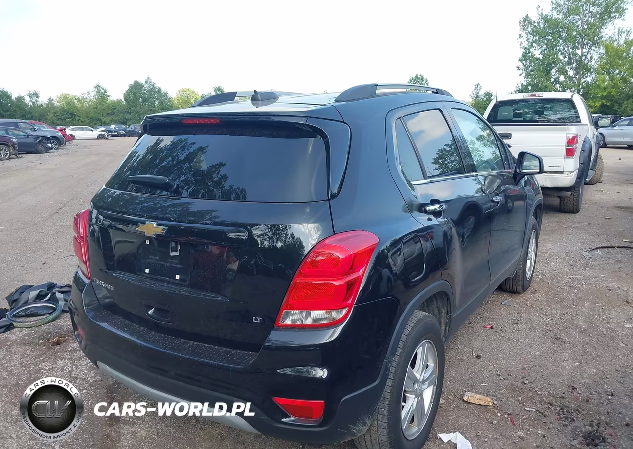 2019 Chevrolet Trax Lt VIN:KL7CJPSB2KB923649 - 4