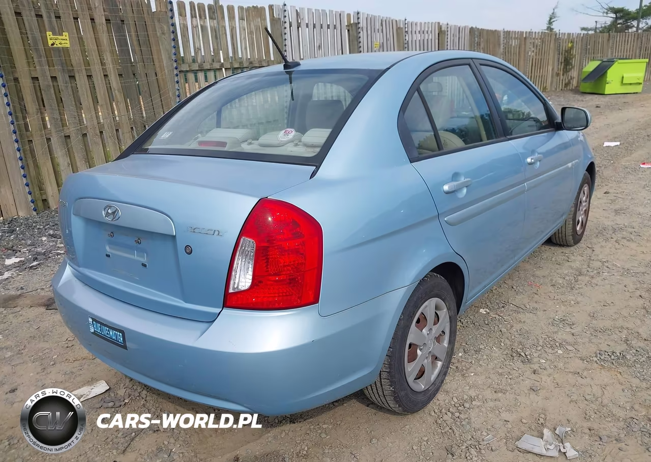 2011 Hyundai Accent Gls VIN:KMHCN4ACXBU573106 - 4