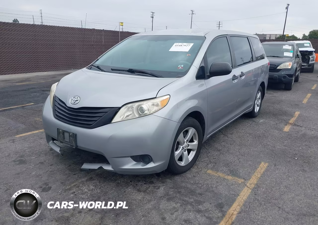2011 Toyota Sienna Base V6 VIN:5TDZK3DCXBS025933 - 2