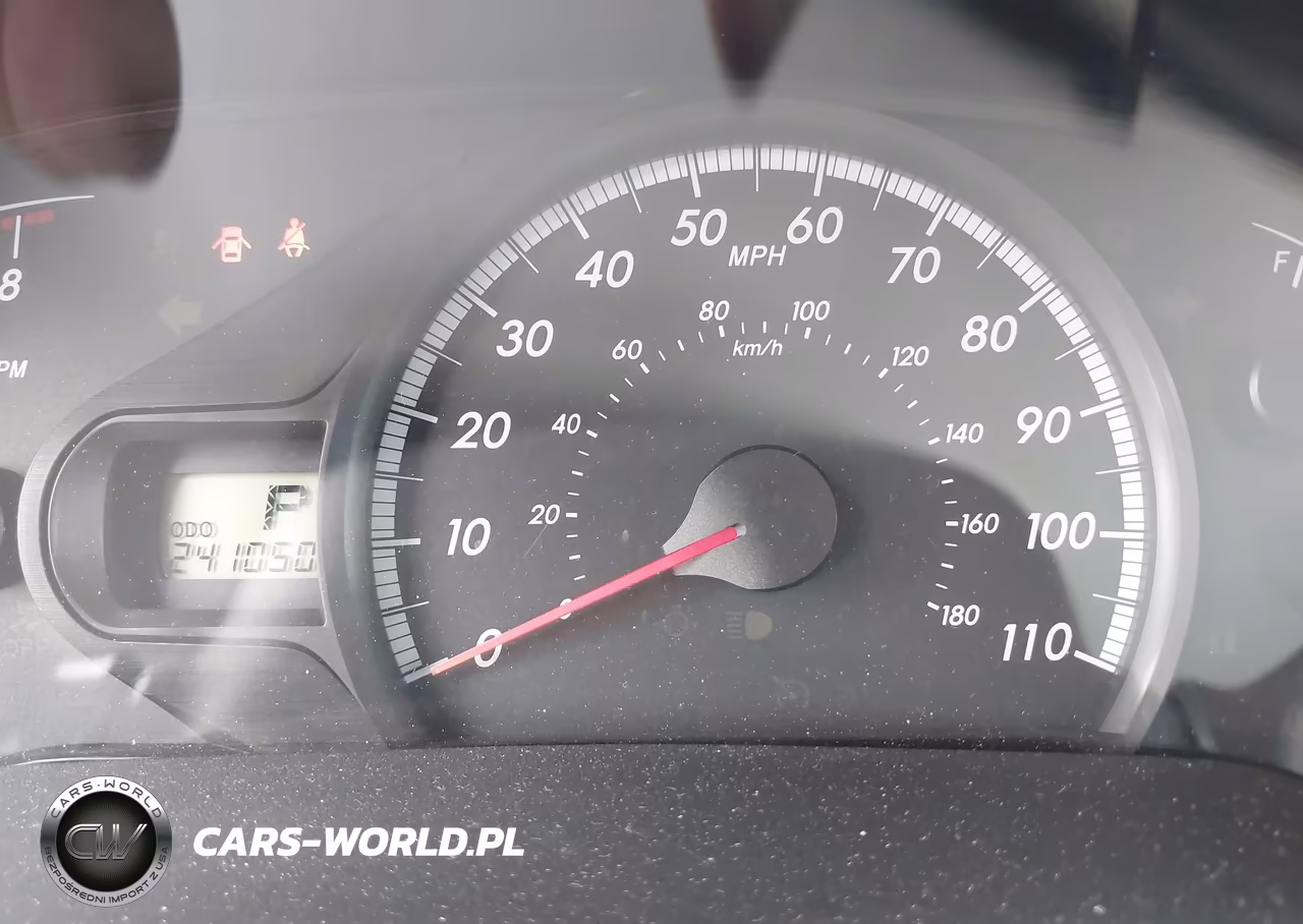 2011 Toyota Sienna Base V6 VIN:5TDZK3DCXBS025933 - 7