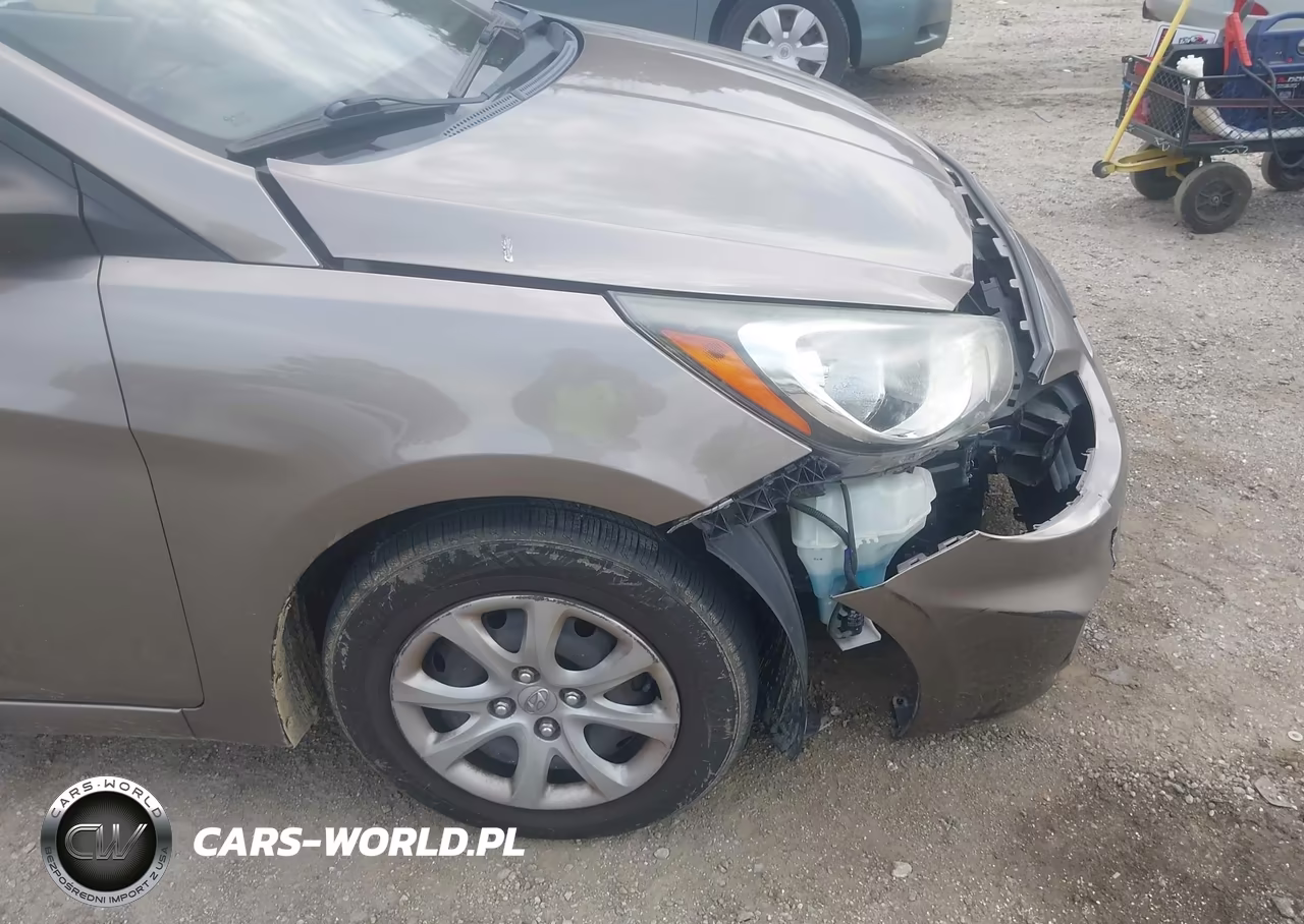 2012 Hyundai Accent Gls VIN:KMHCT4AE9CU060020 - 17
