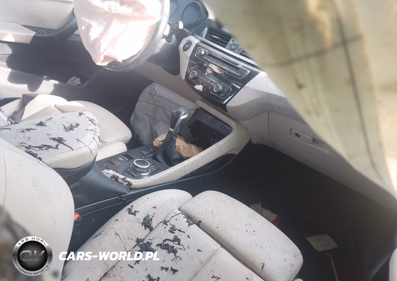 2019 BMW X1 xDrive28I VIN:WBXHT3C57K3H34547 - 5