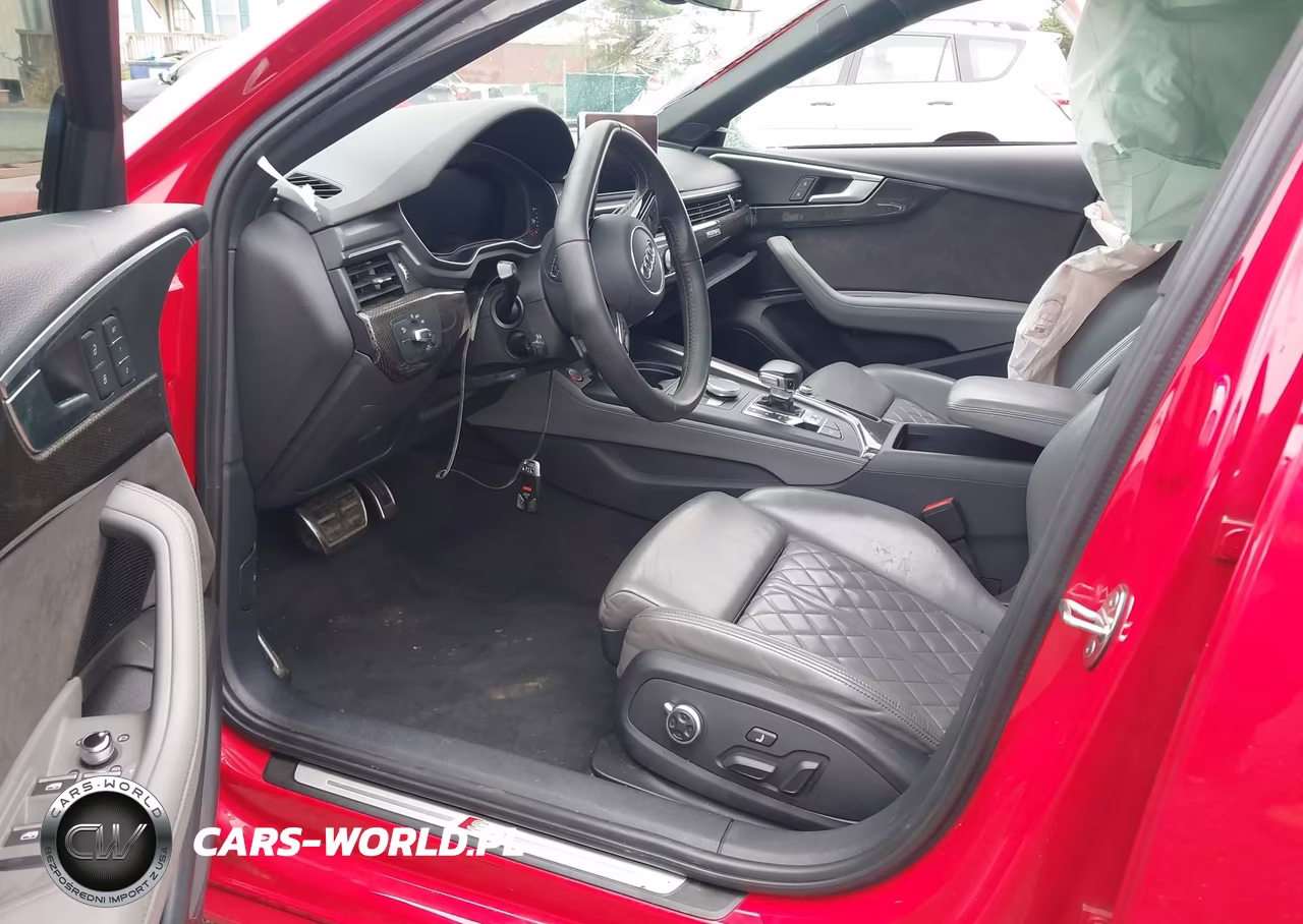 2019 Audi S4 3.0T Premium VIN:WAUB4AF43KA111472 - 5