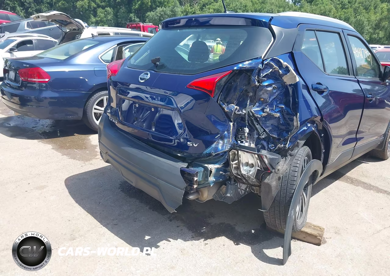 2019 Nissan Kicks Sv VIN:3N1CP5CU3KL555456 - 6