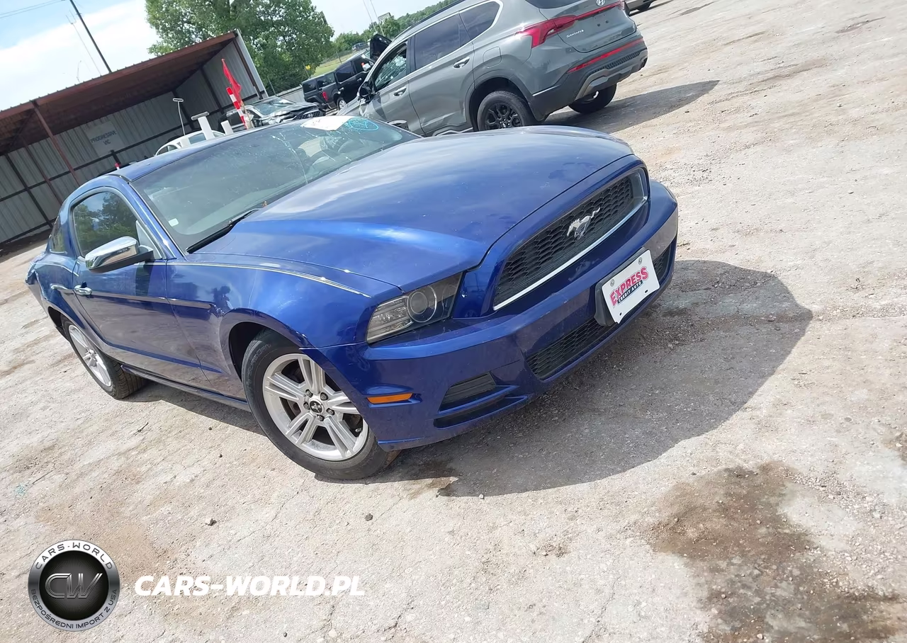 2014 Ford Mustang V6-V6 Premium – zdjęcie 1 z 16