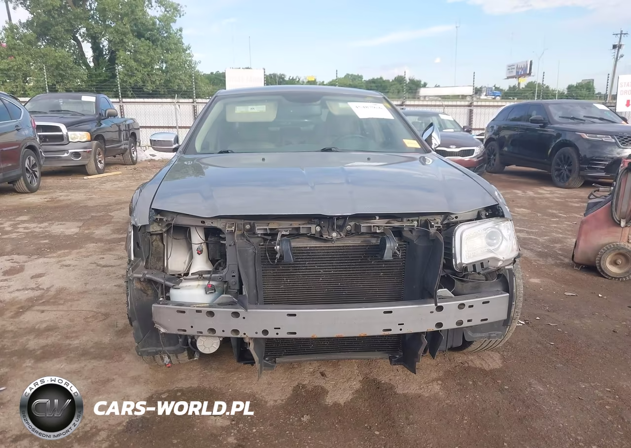 2011 Chrysler 300 Limited VIN:2C3CA5CGXBH526395 - 13