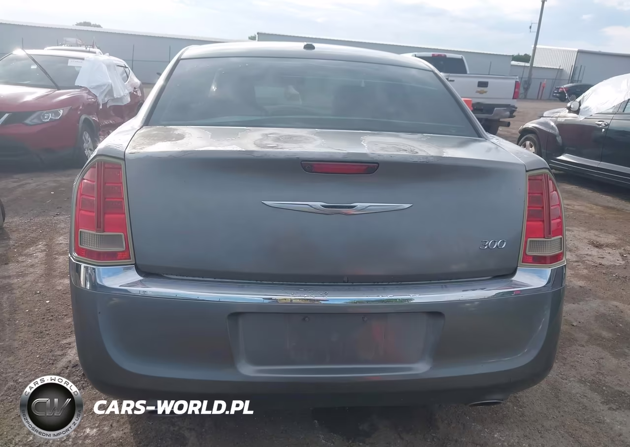 2011 Chrysler 300 Limited VIN:2C3CA5CGXBH526395 - 17
