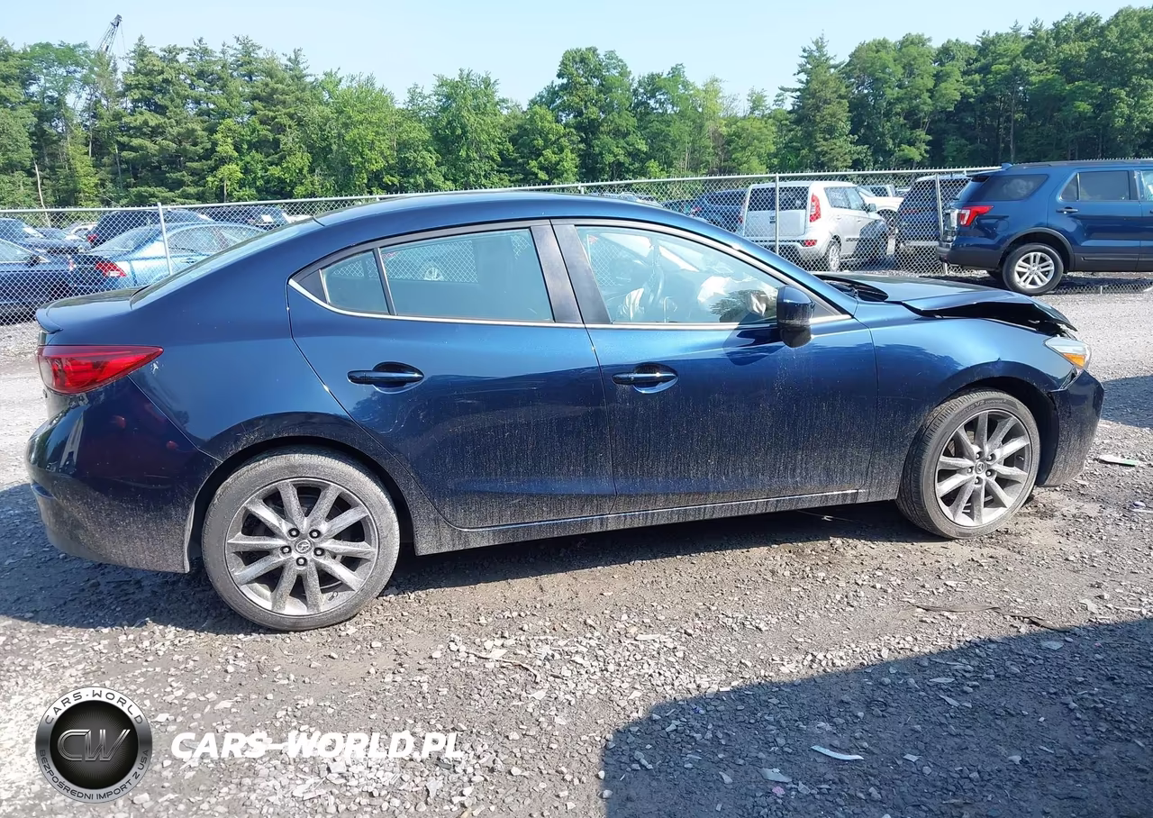 2018 Mazda Mazda3 Touring VIN:3MZBN1V36JM265519 - 13