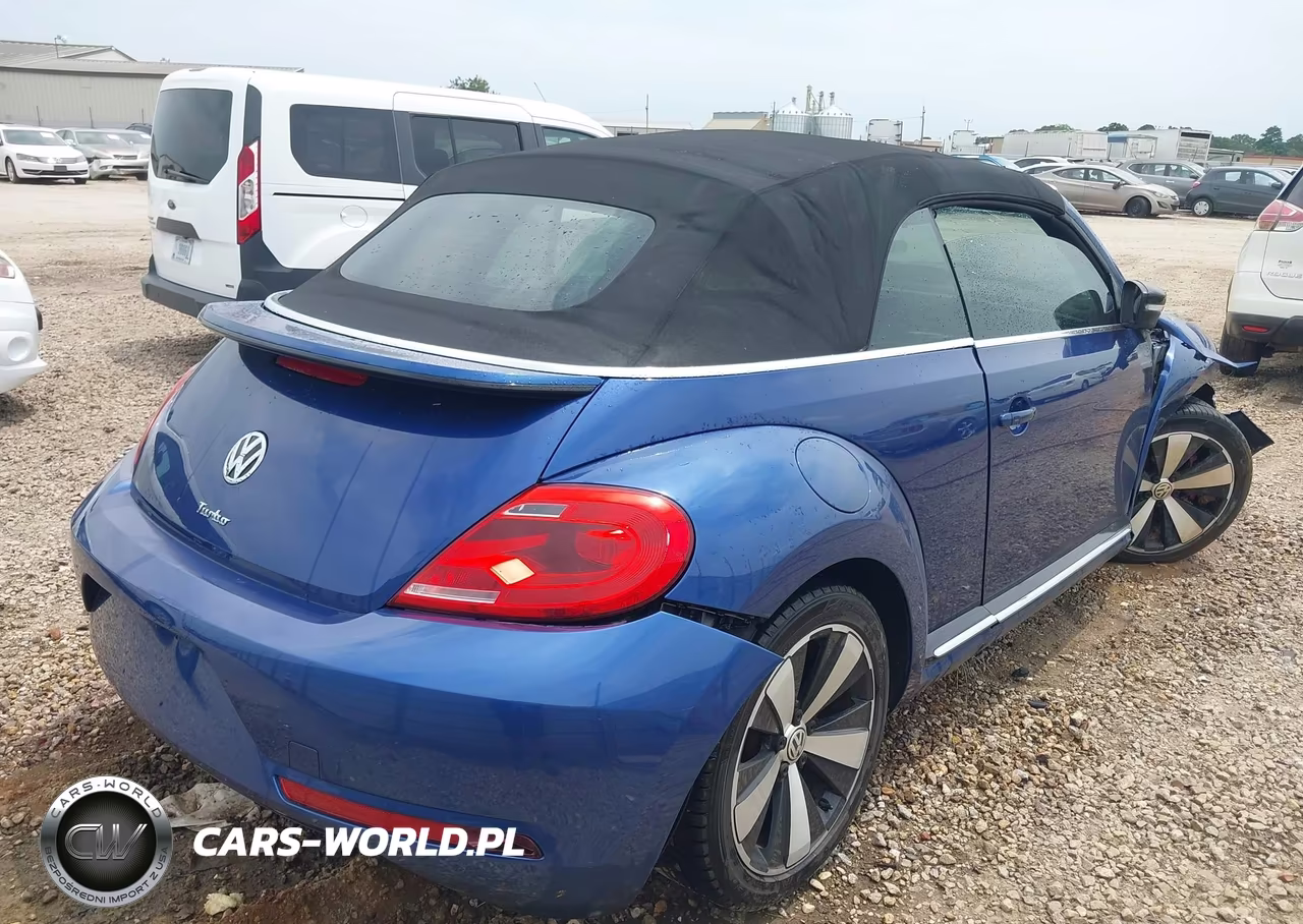 2013 Volkswagen Beetle 2.0T VIN:3VW7T7AT3DM830138 - 4