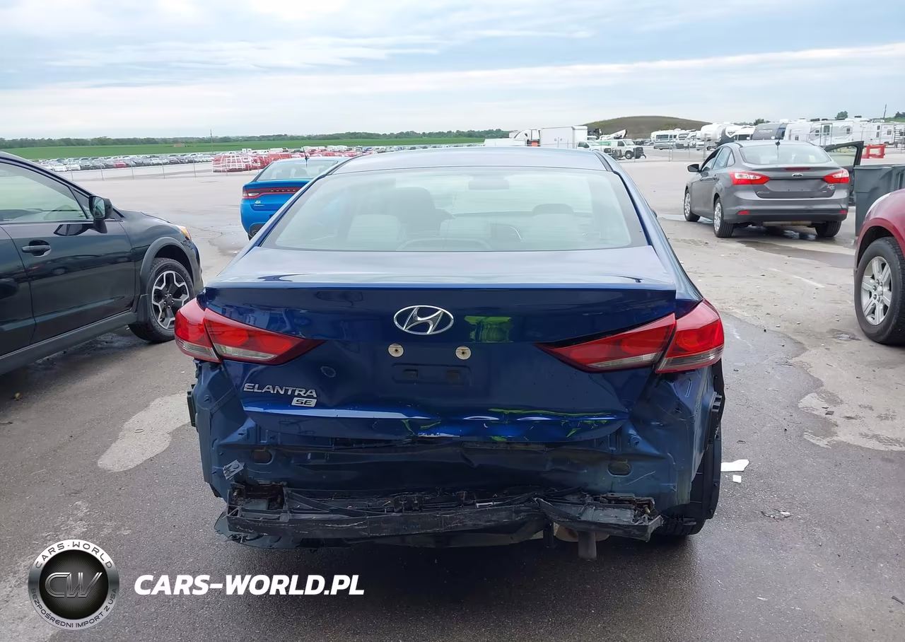 2018 Hyundai Elantra Se VIN:5NPD74LF8JH339632 - 17