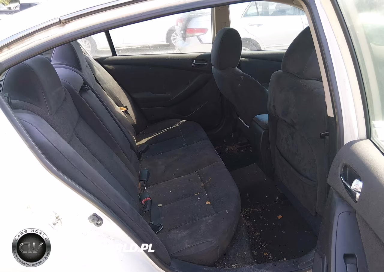 2011 Nissan Altima 2.5 S VIN:1N4AL2AP1BN410224 - 8