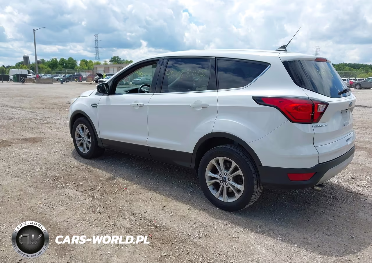 2019 Ford Escape Se VIN:1FMCU0GD9KUB66969 - 3