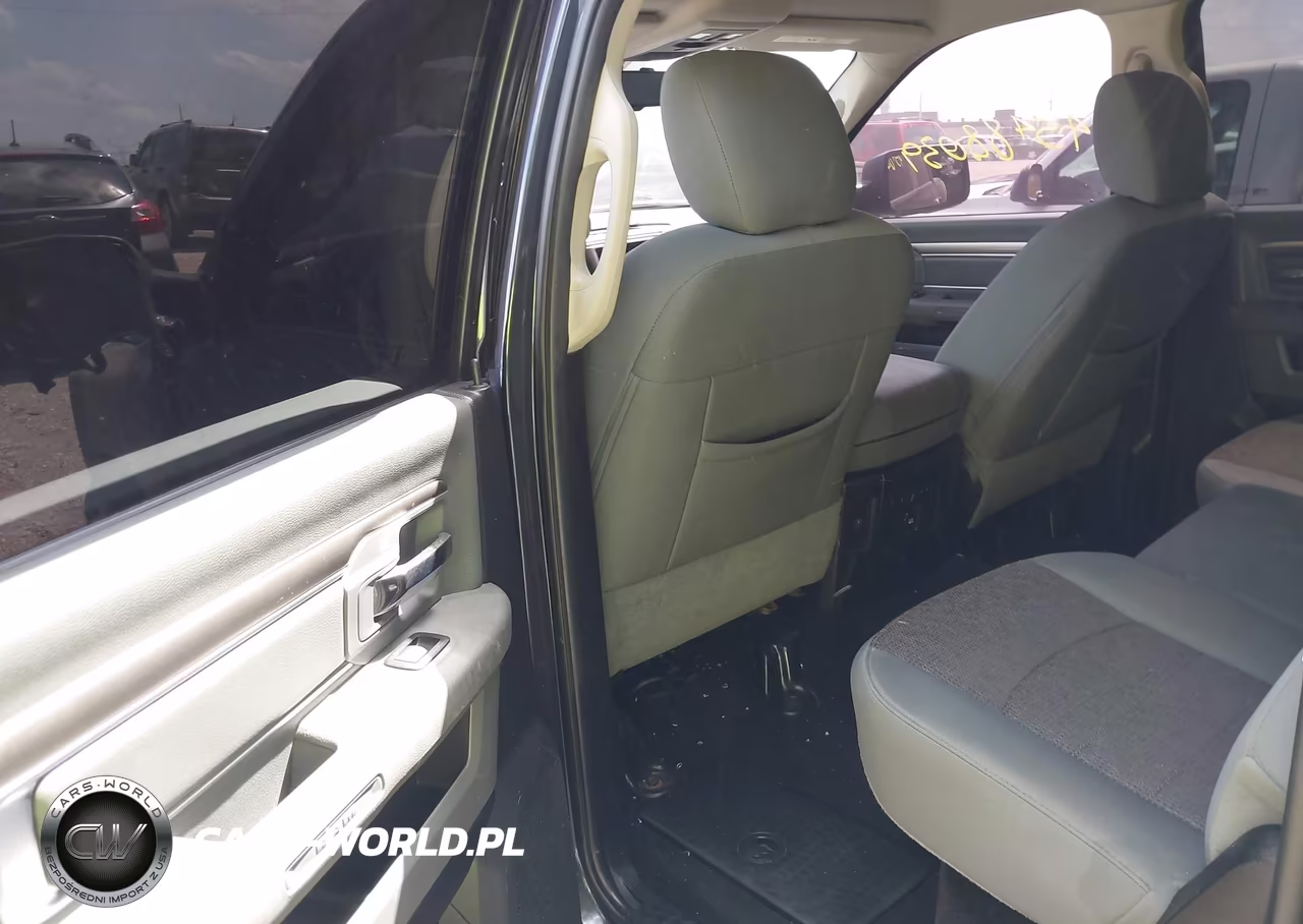 2015 Ram 1500 Big Horn VIN:3C6RR7LT2FG711870 - 8