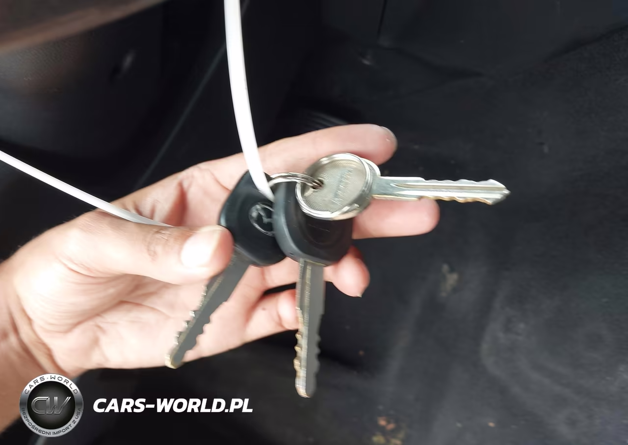2008 Mazda Mazda3 I Sport VIN:JM1BK12F981109167 - 11