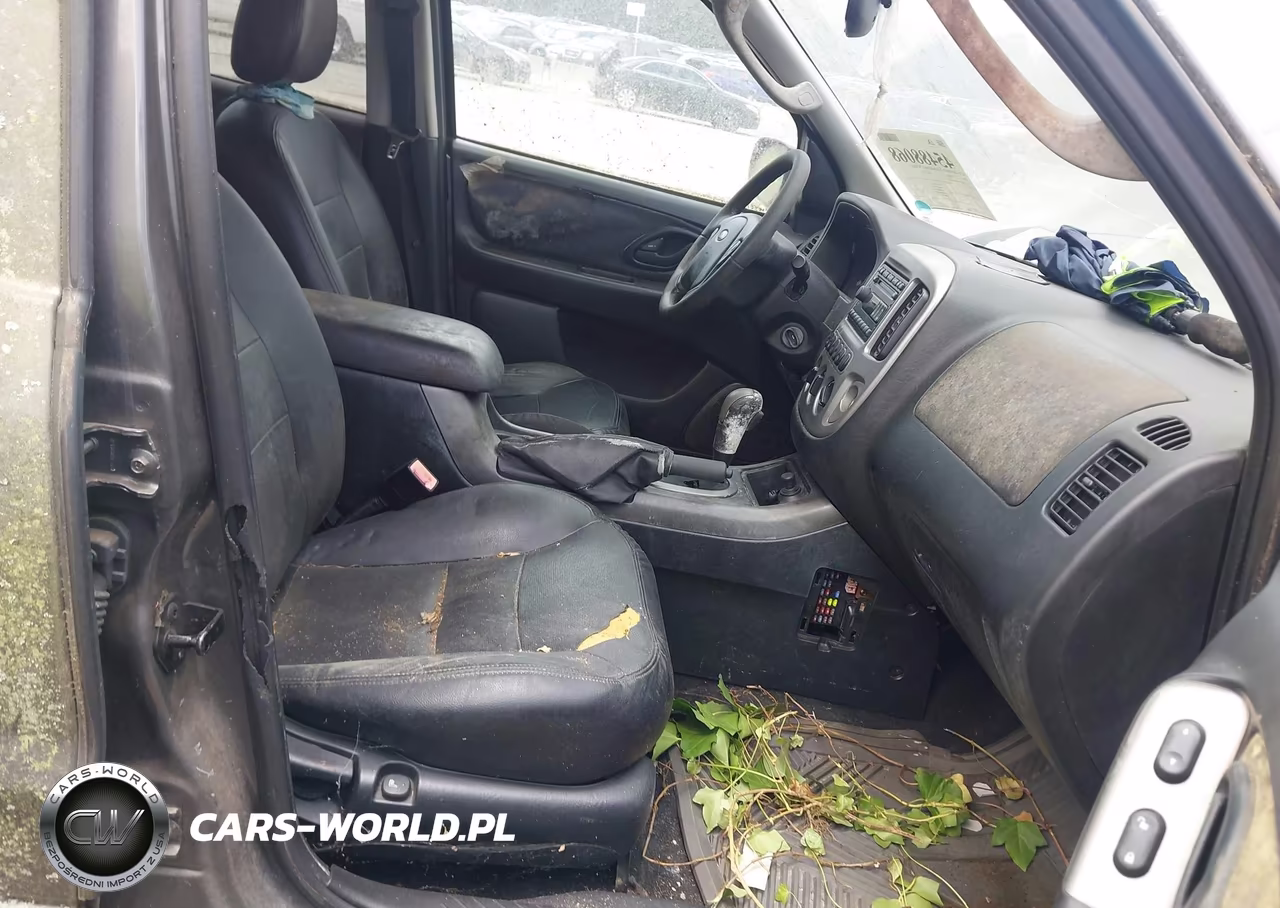 2005 Ford Escape Limited VIN:1FMCU04195KA87103 - 5