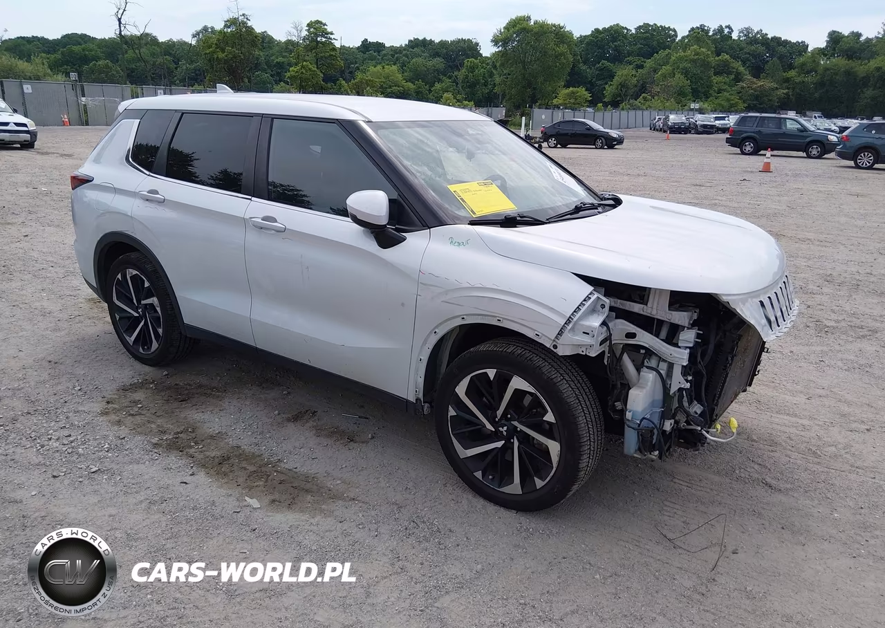 2022 Mitsubishi Outlander Es 2.5 S-Awc – zdjęcie 1 z 20