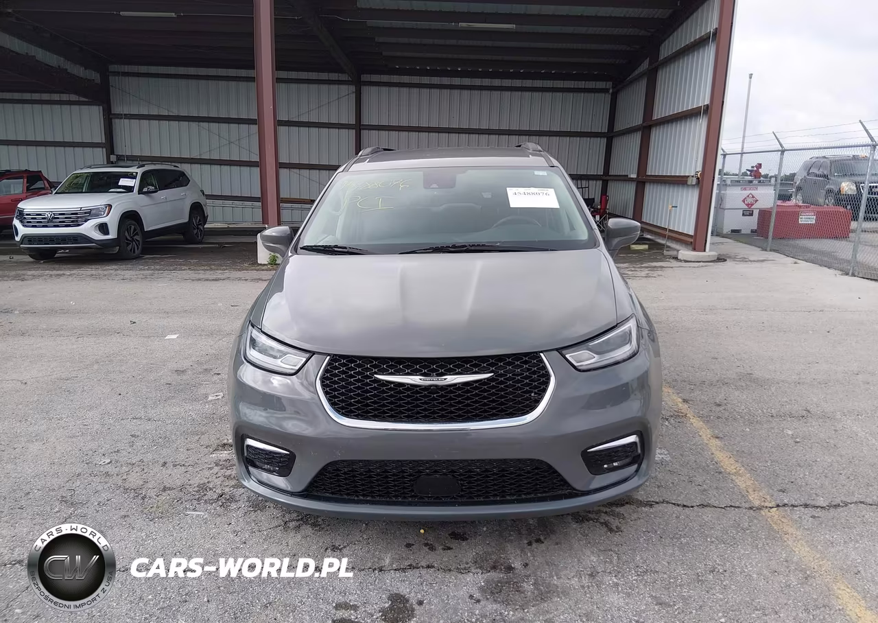 2022 Chrysler Pacifica Touring L VIN:2C4RC1BG6NR133177 - 12