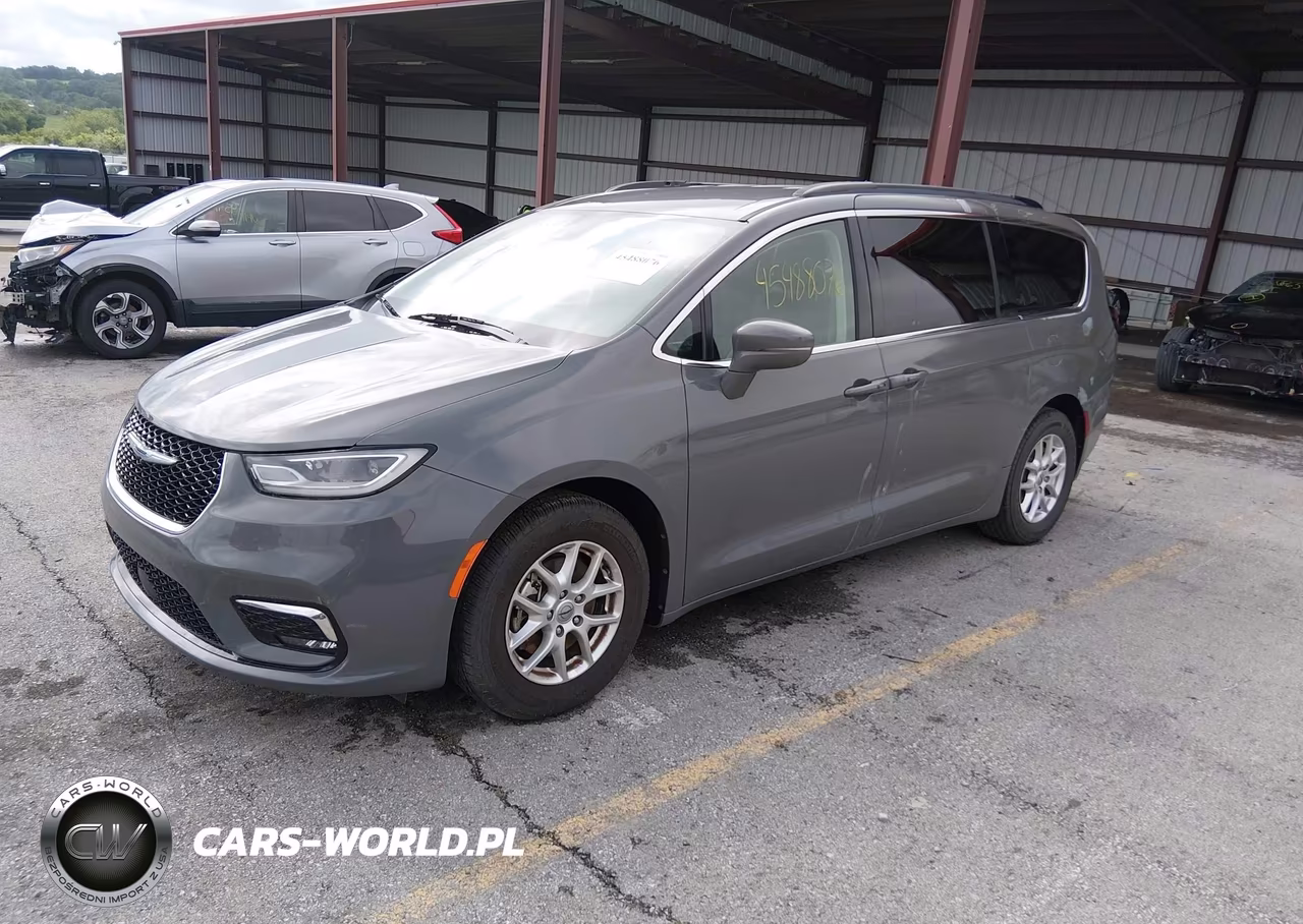 2022 Chrysler Pacifica Touring L VIN:2C4RC1BG6NR133177 - 2