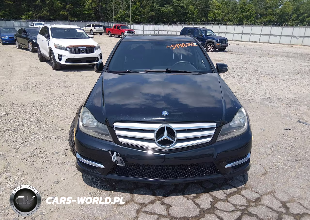2012 Mercedes-Benz C 250 Luxury-Sport VIN:WDDGF4HB4CR201416 - 6