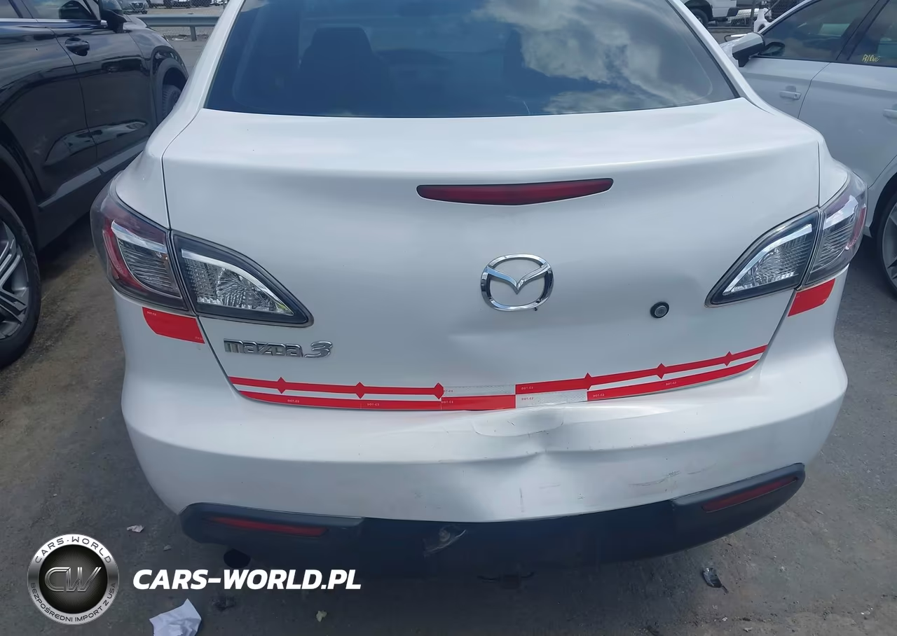 2011 Mazda Mazda3 I Sport VIN:JM1BL1UF6B1392404 - 12