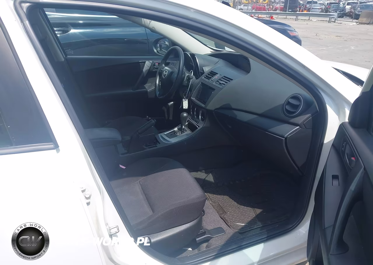 2011 Mazda Mazda3 I Sport VIN:JM1BL1UF6B1392404 - 5