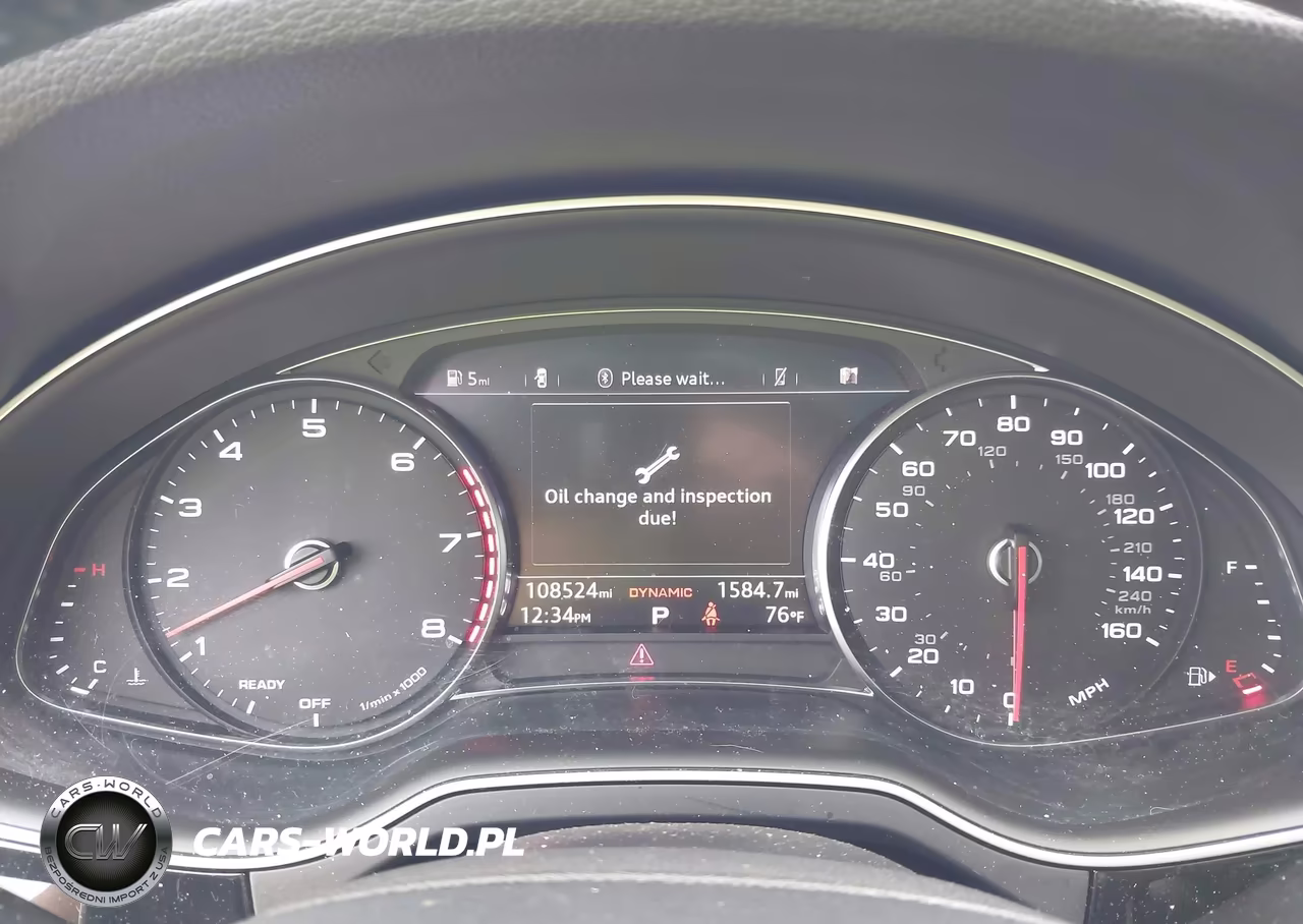 2017 Audi Q7 3.0T Premium VIN:WA1LAAF70HD043076 - 7