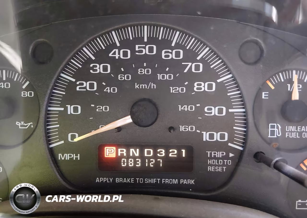 2002 Chevrolet Express Cargo Van VIN:1GCHG39R121233609 - 12