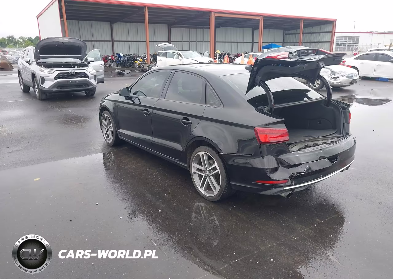 2017 Audi A3 2.0T Premium VIN:WAUB8GFFXH1007806 - 3
