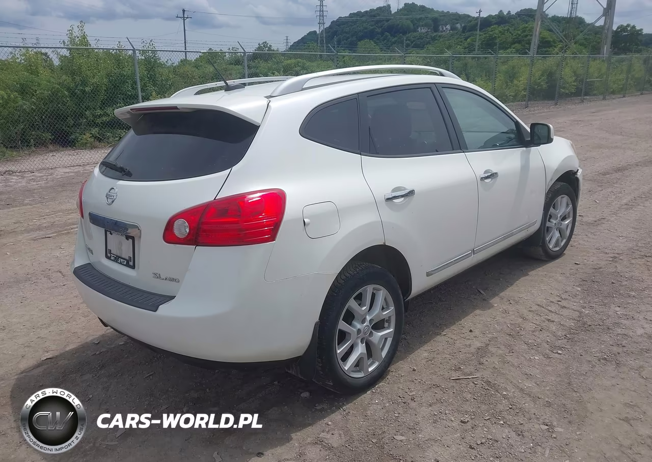 2011 Nissan Rogue Sv VIN:JN8AS5MV1BW253320 - 4