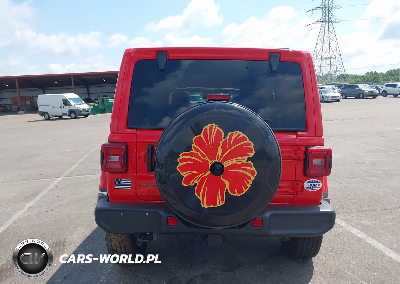 2025 Jeep Wrangler 4-Door Sahara 4X4 VIN:1C4PJXEG4SW563479 - 16