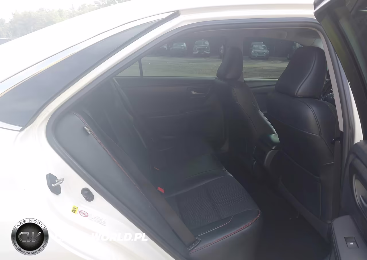2015 Toyota Camry Se VIN:4T1BF1FK7FU477995 - 8