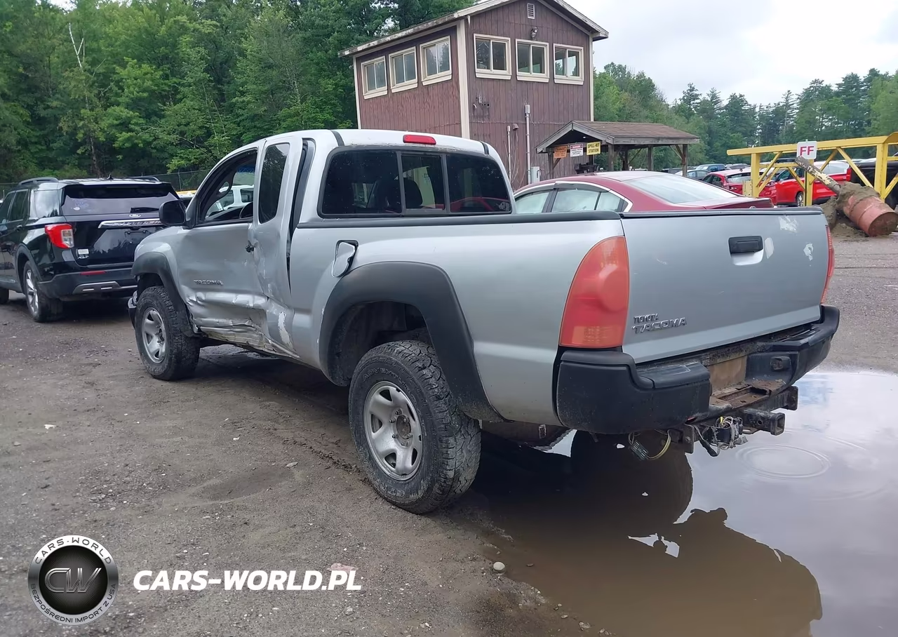 2005 Toyota Tacoma VIN:5TEUX42N85Z052979 - 3