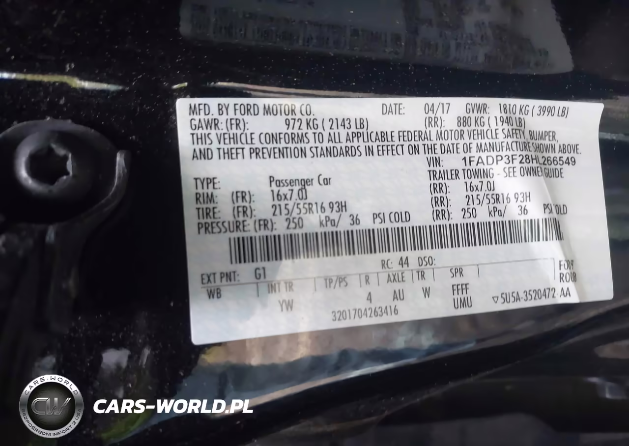 2017 Ford Focus Se VIN:1FADP3F28HL266549 - 9