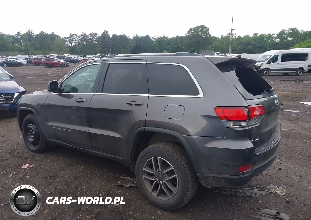 2020 Jeep Grand Cherokee Laredo E 4X4 VIN:1C4RJFAG0LC121486 - 14