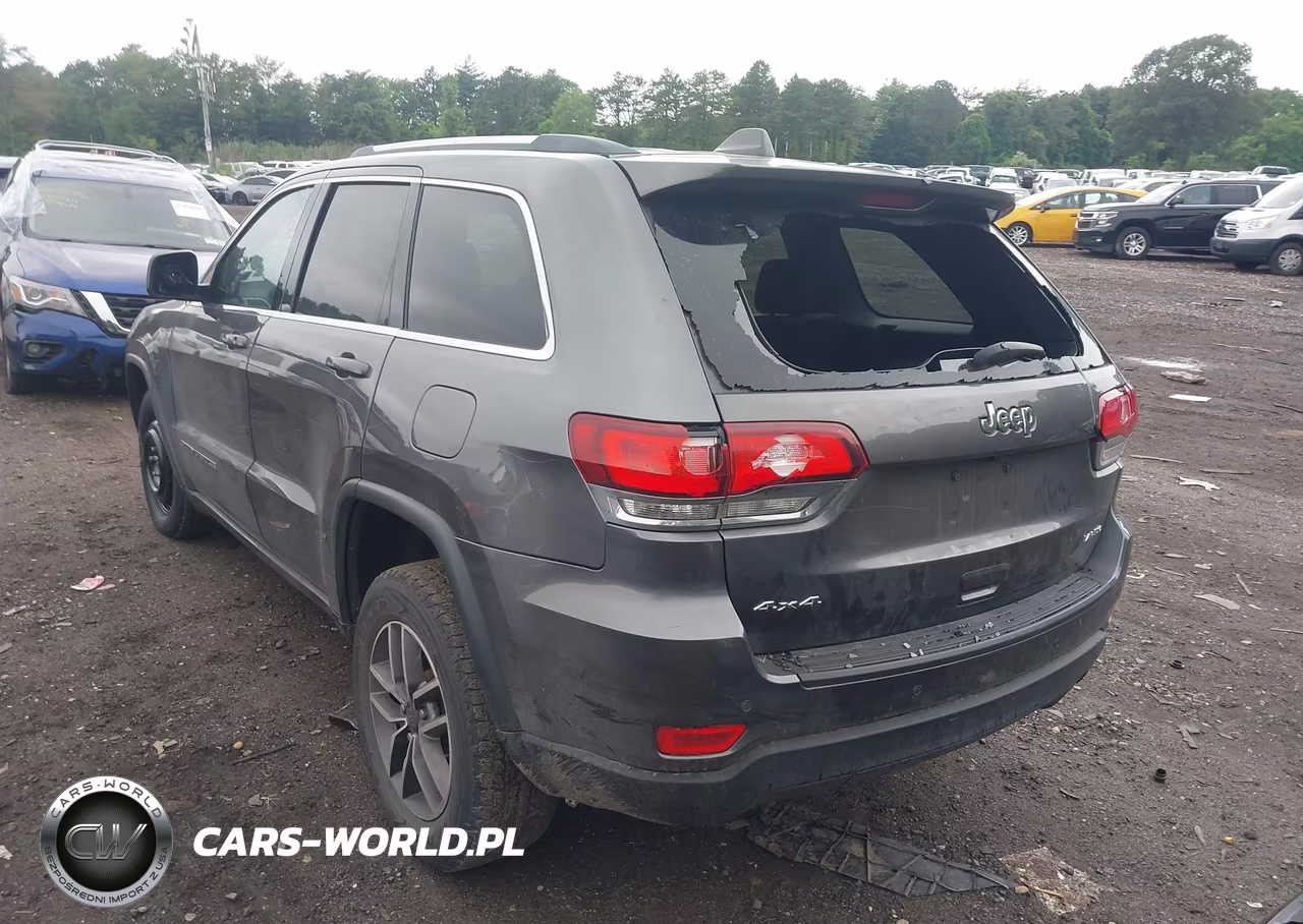 2020 Jeep Grand Cherokee Laredo E 4X4 VIN:1C4RJFAG0LC121486 - 6